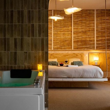 Love Room Suite Bali - Auray En Bretagne Brech Luaran gambar